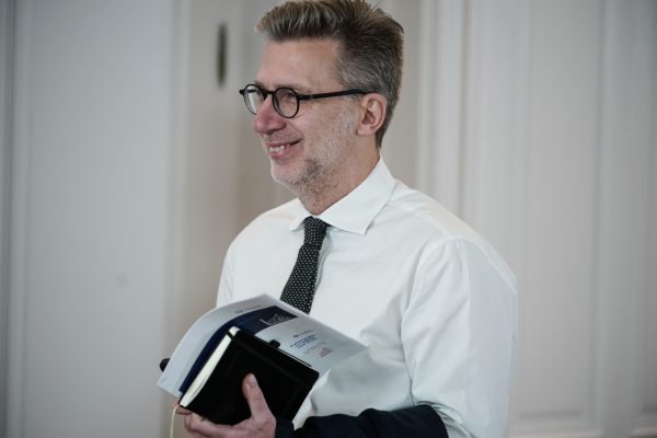 Ο Άκης Σκέρτσος νέος κυβερνητικός εκπρόσωπος