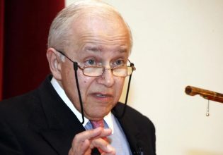 Πέθανε ο σερ Βασίλειος Μαρκεζίνης σε ηλικία 79 ετών