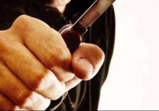 Ντελιβεράς μαχαίρωσε πελάτη σε μαγαζί στον Κολωνό επειδή ενοχλούσε την κοπέλα του