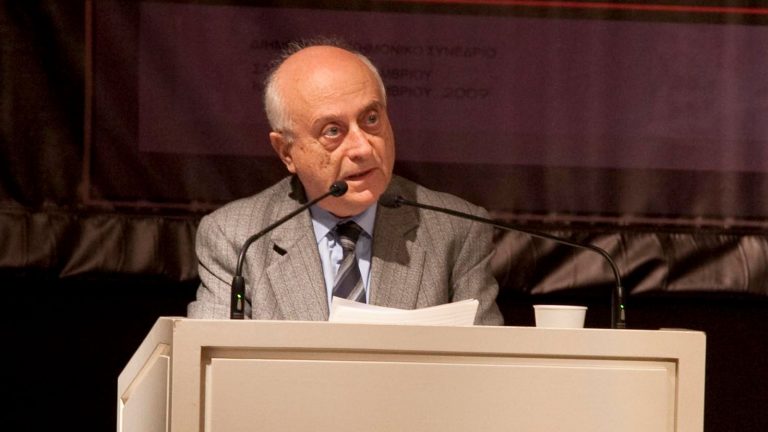 Ενας εύφορος κριτικός λόγος