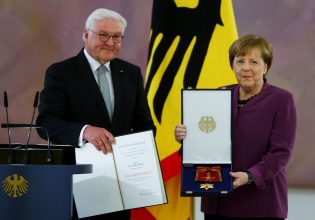 Γερμανία: Ύψιστη τιμή για την Άνγκελα Μέρκελ – Βραβεύτηκε με τον Μεγαλόσταυρο του Τάγματος της Αξίας