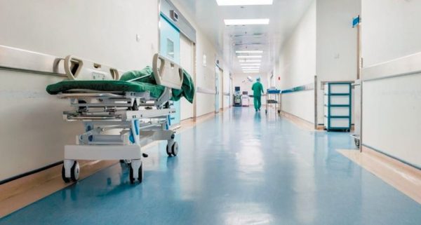 Στο Νοσοκομείο Αγρινίου τρεις μαθητές Δημοτικού – Εισέπνευσαν σκόνη πυροσβεστήρα
