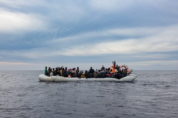 Μετανάστες: 92 ανθρώπους διέσωσε το Ocean Viking στη Μεσόγειο