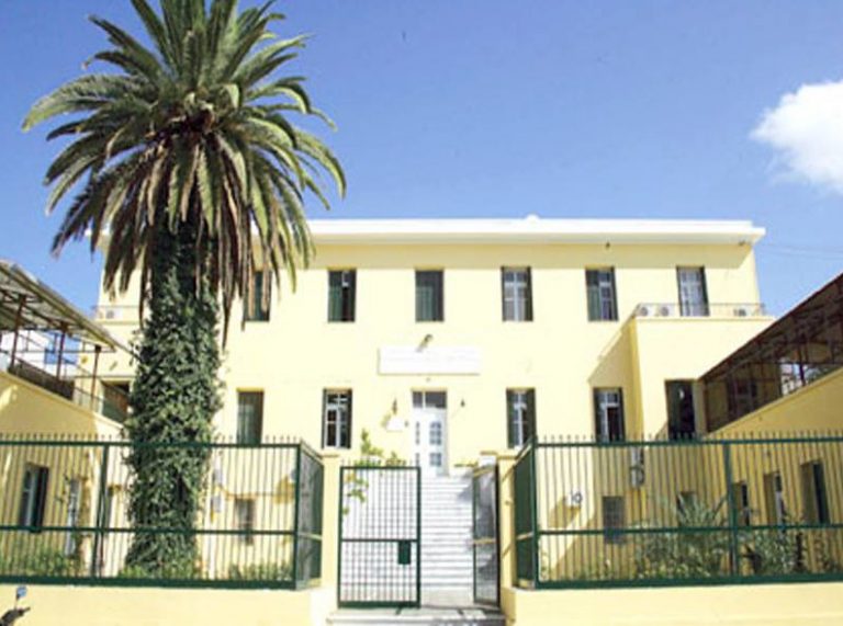 Ηράκλειο: Έπεσαν σοβάδες σε κέντρο που φιλοξενούνται ανήλικα κορίτσια