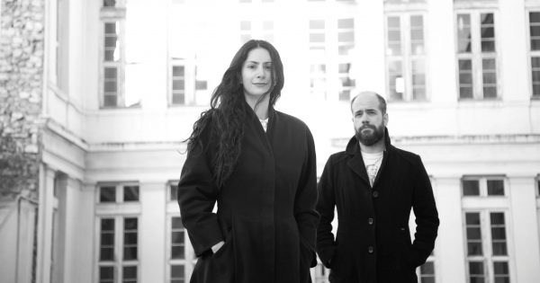 Διεθνής επιτυχία για το ελληνικό θέατρο: δύο νέα ελληνικά έργα ανεβαίνουν στη Νέα Υόρκη