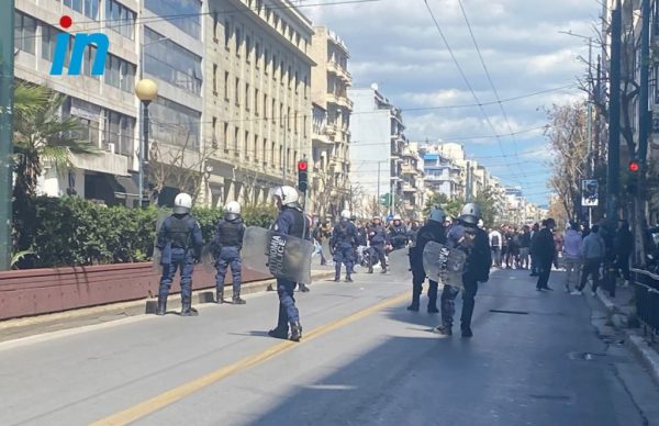 Τι πραγματικά συνέβη στην ΑΣΟΕΕ – Τι λένε οι αστυνομικοί για την χρήση όπλου