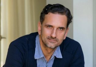 Νίκος Ψαρράς: «Το ελληνικό θέατρο έχει γίνει “το κέντρο της ακολασίας”»