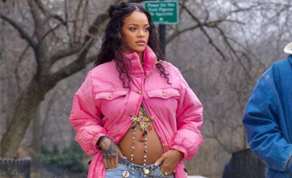 Rihanna: Η φωτογραφία που πρόδωσε το φύλο του δεύτερου μωρού της