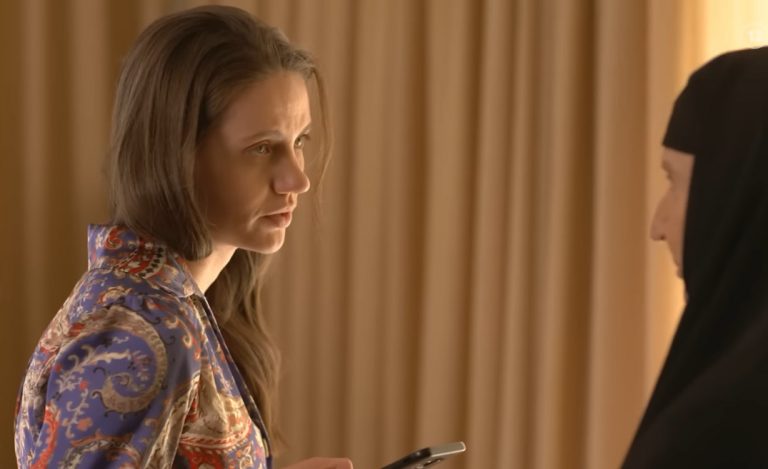 Μαύρο Ρόδο: Η Ελισάβετ δεν ξέρει αν μπορεί να συγχωρέσει τον Πέτρο