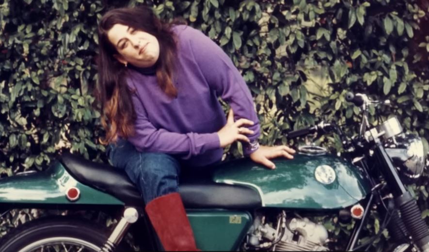 Mama Cass: Πώς η λιποφοβία γελοιοποίησε έναν μουσικό θρύλο των 60s – Το τελευταίο σάντουιτς