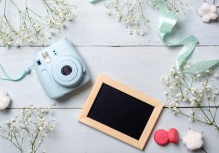 Instant cameras: 5 λόγοι να αγκαλιάσεις τη νοσταλγία