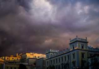 Καιρός: Με καταιγίδες ξεκινά η Μεγάλη εβδομάδα – Η πρόγνωση μέχρι το Πάσχα