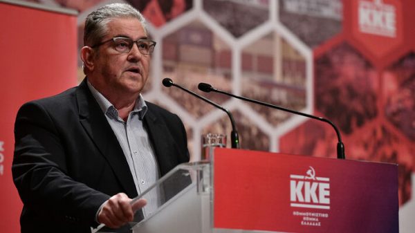 Κουτσούμπας: Θα τα καταφέρουμε να φτάσει το ΚΚΕ ακόμα πιο ψηλά, παντού