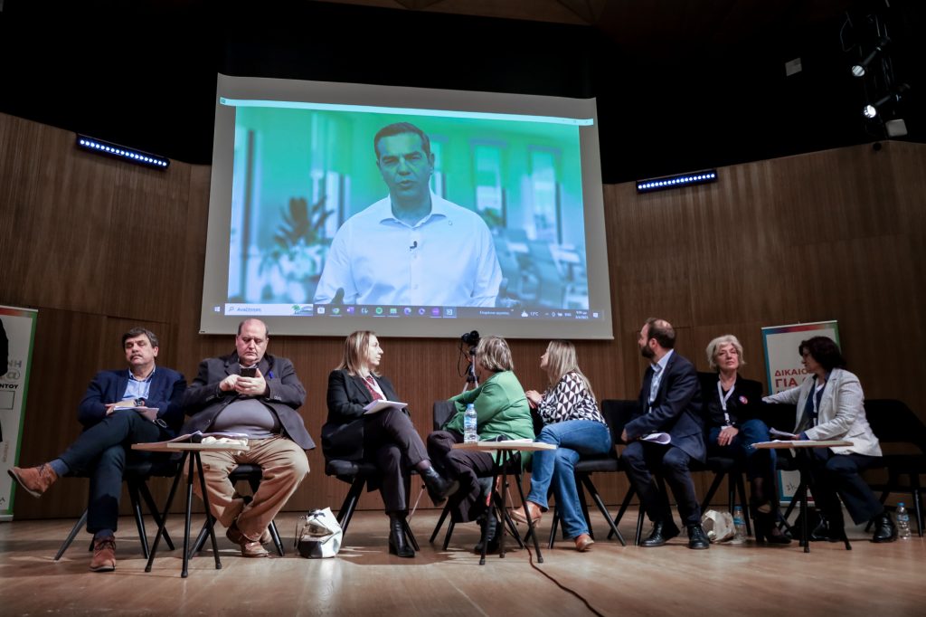 «Ναι» στο γάμο όλων των ζευγαριών, ανεξαρτήτως φύλου και δικαίωμα τεκνοθεσίας λέει ο ΣΥΡΙΖΑ