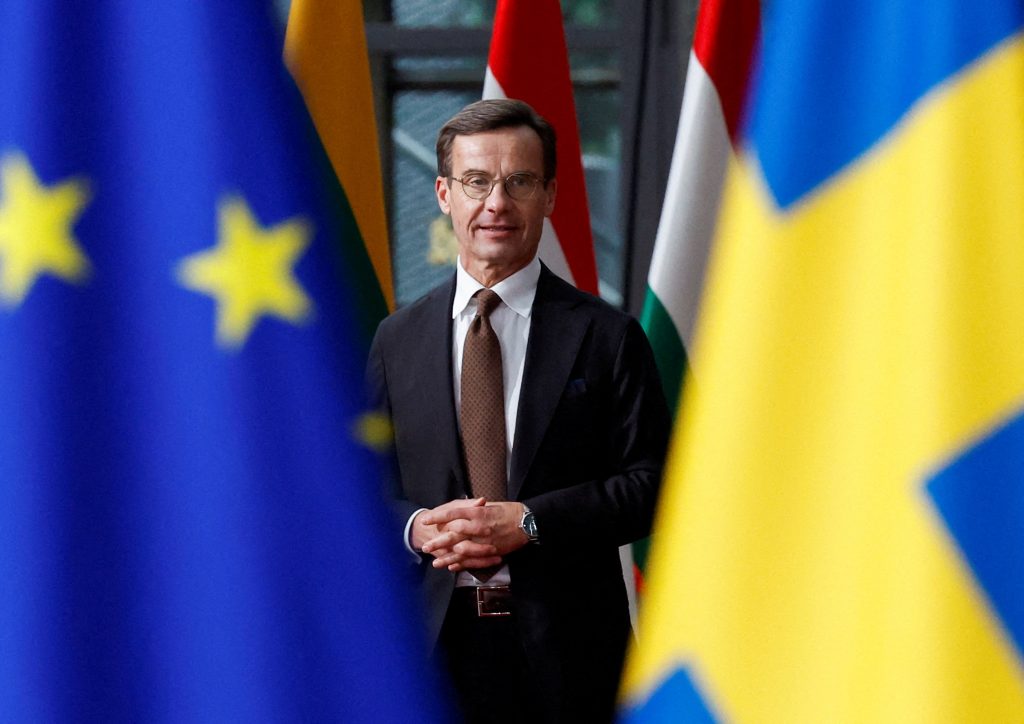 Σουηδία: Ο συντηρητικός πρωθυπουργός της θέλει να μιμηθεί τη Δανία στο μεταναστευτικό