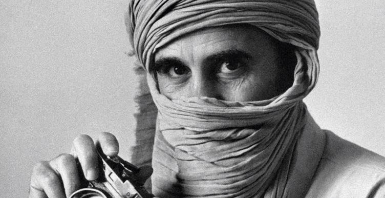 Ο Ιρανός φωτογράφος Abbas Attar έλεγε ότι η φωτογραφία είναι «γραφή με φως»