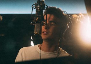 Victor Vernicos: Έτσι θα εμφανιστεί στη σκηνή της Eurovision