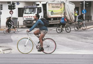 Ποδηλατόδρομο μόλις ενός χιλιομέτρου έχει η Αθήνα!