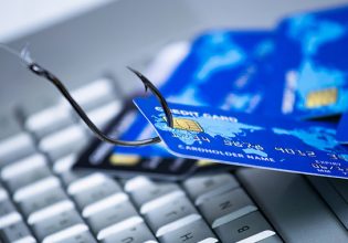 Πιστωτική κάρτα: Μέσα σε μόλις 6 δευτερόλεπτα μπορούν να κλέψουν το PIN σας