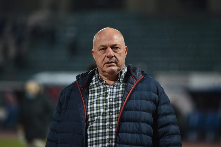 Μπέος για τελικό Κυπέλλου: «Αν μπουν 401 άτομα αντί για 400, τότε θα κλείσω τα φώτα στο γήπεδο»