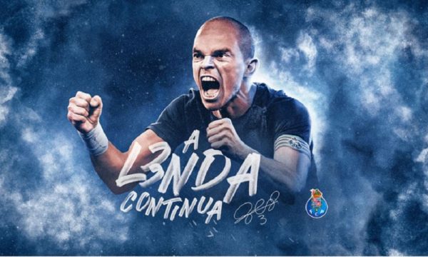 Ανανέωσε ακόμα ένα χρόνο τον Πέπε η Πόρτο (pic)