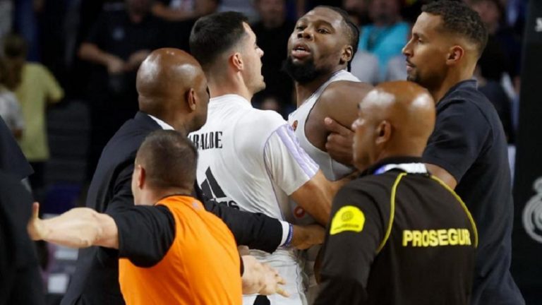 Ξέχασε τη δολοφονική λαβή η Ρεάλ – Έπαιξε κανονικά στην ACB ο Γιαμπουσέλε