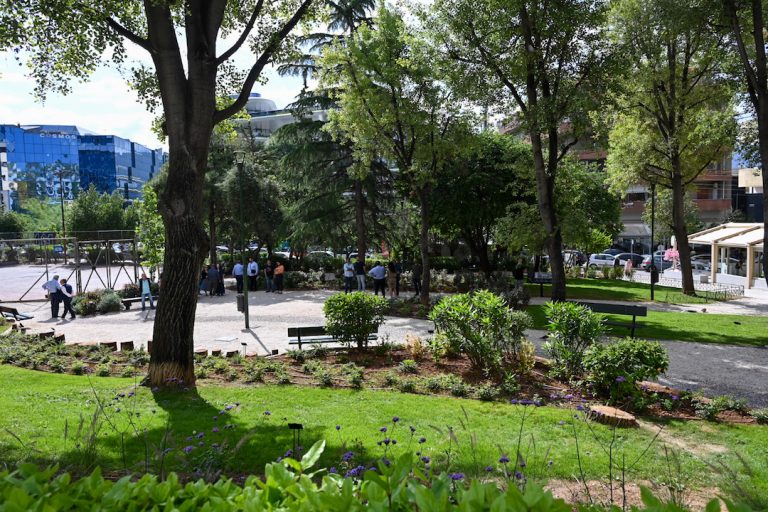 Νέα όψη για την πλατεία «Σοφία Βέμπο» στους Αμπελόκηπους