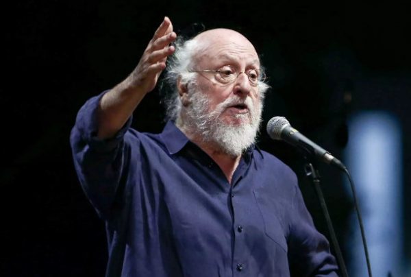 Διονύσης Σαββόπουλος: Θεραπαινίδα του Μητσοτακέικου για τον Πολάκη – Για φασισμό μιλά η ΝΔ