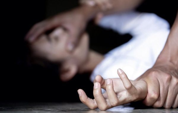 Φρίκη στην Καβάλα: Εξετάζονται και όλα τα παιδιά της οικογένειας για κακοποίηση από τον 52χρονο πατέρα