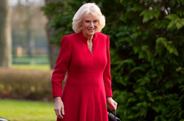 Καμίλα: Η πιο «μισητή γυναίκα» της Αγγλίας στέφεται βασίλισσα