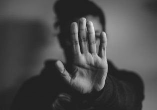 Συνελήφθη 30χρονος για σεξουαλική παρενόχληση τουρίστριας στη Ρόδο