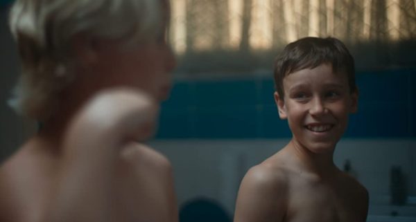 Νίκος Φίλης για «Αγόρια στο ντους»: Το υπουργείο Παιδείας να σταθεί έμπρακτα στο πλευρό της άξιας εκπαιδευτικού