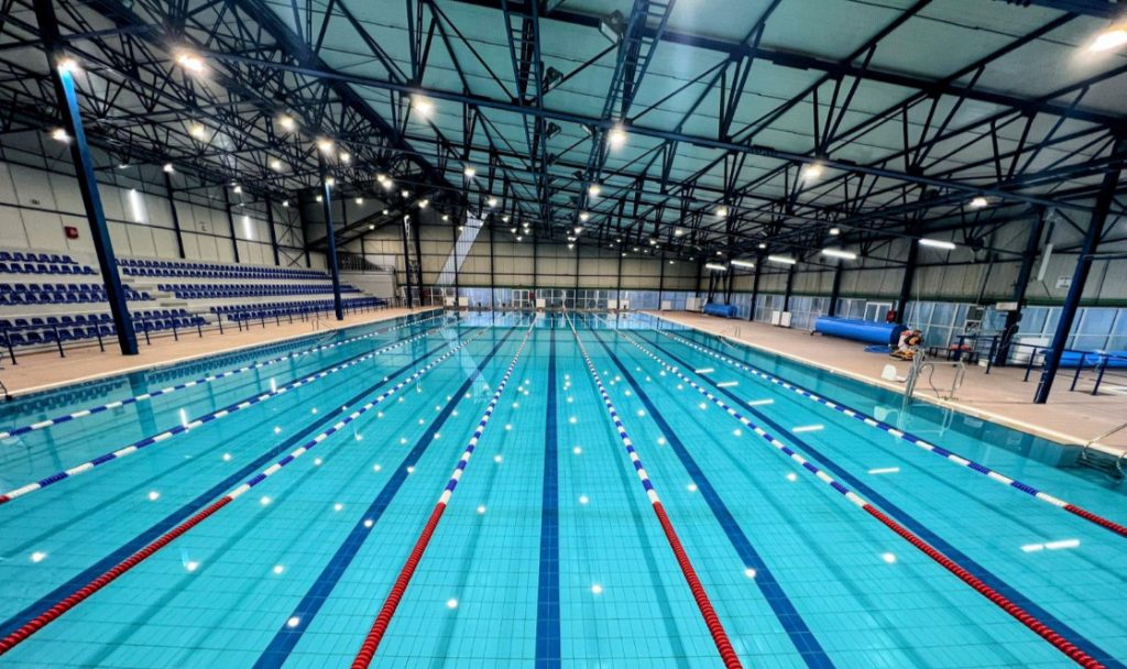 Ελεύθερος ο 58χρονος που φωτογράφιζε κρυφά ανήλικες σε κολυμβητήριο – Πήρε προθεσμία για τις 16 Μαΐου