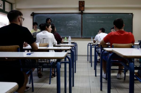 Αρχιεπίσκοπος Ιερώνυμος στους μαθητές για τις Πανελλαδικές: Είστε ήδη νικητές