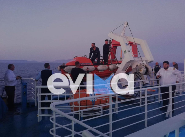 Συνεχίζονται οι έρευνες εντοπισμού του ηλικιωμένου που έπεσε από πλοίο στην Εύβοια