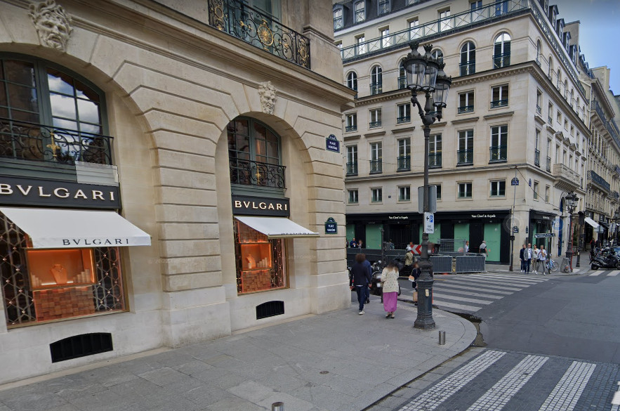Ένοπλη ληστεία με λεία «μαμούθ» σε κατάστημα Bulgari στο κέντρο του Παρισιού