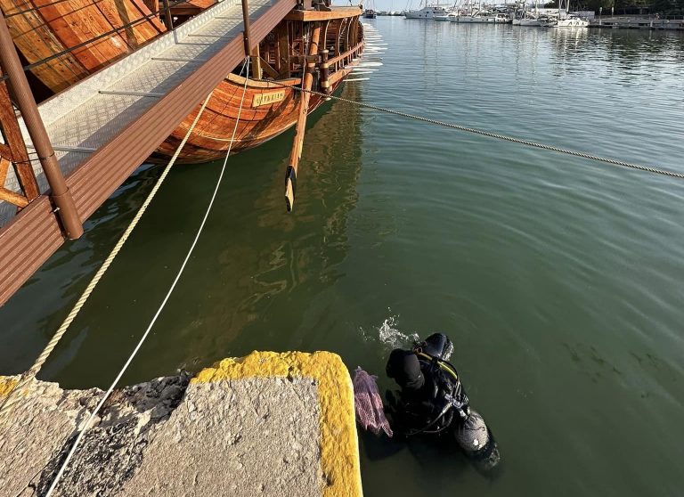 Βατραχάνθρωποι επιχείρησαν στον Πειραιά