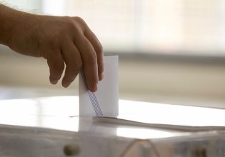 Εκλογές 2023: Οδηγίες του ΥΠΕΞ για το πώς και πότε θα ψηφίσουν οι Έλληνες του εξωτερικού