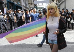 Η ΛΟΑΤΚΙ+ κοινότητα της Τουρκίας τρέμει το μέλλον υπό τον Ερντογάν