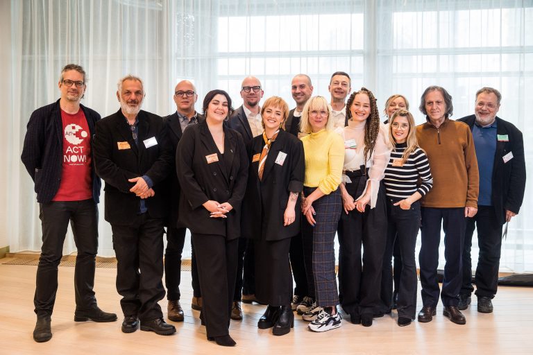 Στελέχη της «Αυτοδιαχείρισης» συναντήθηκαν με ευρωβουλευτές για τα πνευματικά δικαιώματα