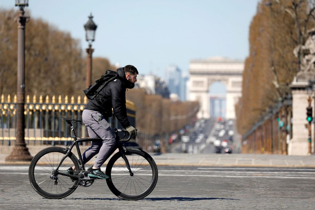 Γαλλία: Επένδυση 6 δισ. ευρώ για 100.000 χιλιόμετρα ποδηλατοδρόμων