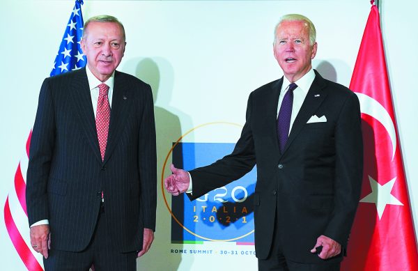 Τηλεφώνημα Ερντογάν – Μπάιντεν: «Η Δύση είναι άδικη απέναντι στην Τουρκία» – Τι συζήτησαν οι δύο ηγέτες