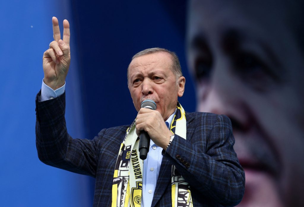 Πανηγυρίζει ο Ερντογάν: «Εντοπίσαμε μεγάλο κοίτασμα πετρελαίου στη νοτιοανατολική Τουρκία»