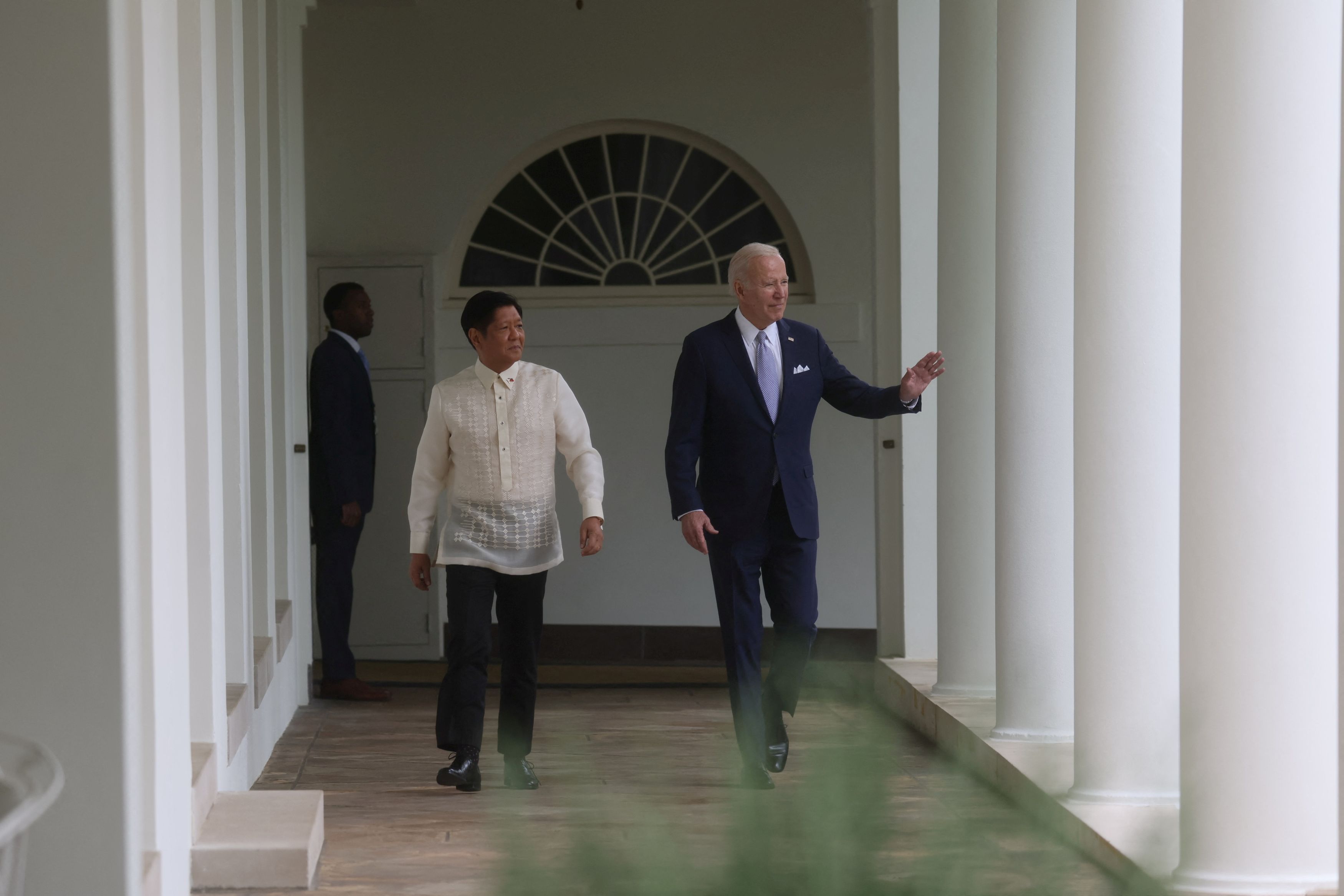Τζο Μπάιντεν: Εξέφρασε την ακλόνητη στήριξη στον πρόεδρο των Φιλιππίνων