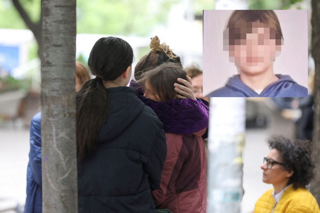 Μακελειό στο Βελιγράδι: Αυτός είναι ο 14χρονος που σκόρπισε τον θάνατο σε σχολείο 2023-05-03T101724Z_2007336679_RC2XQ0AI8A0G_RTRMADP_5_SERBIA-SHOOTING-1024x683