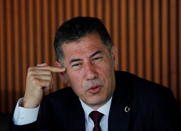 Εκλογές Τουρκία: Διαψεύδει τις φήμες περί παραίτησής του ο Ογάν – «Θα αγωνιζόμαστούμε μέχρι τέλους»