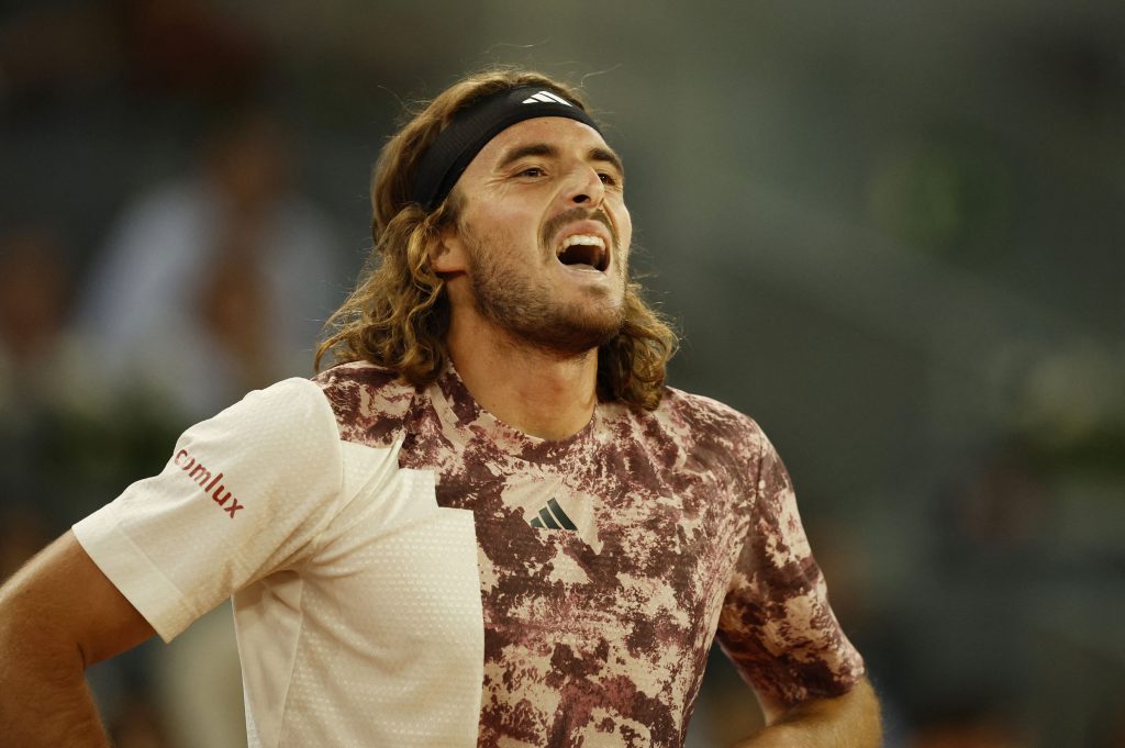 Στέφανος Τσιτσιπάς: Σκύλος της οικογένειάς του δάγκωσε ανήλικο στη Βουλιαγμένη