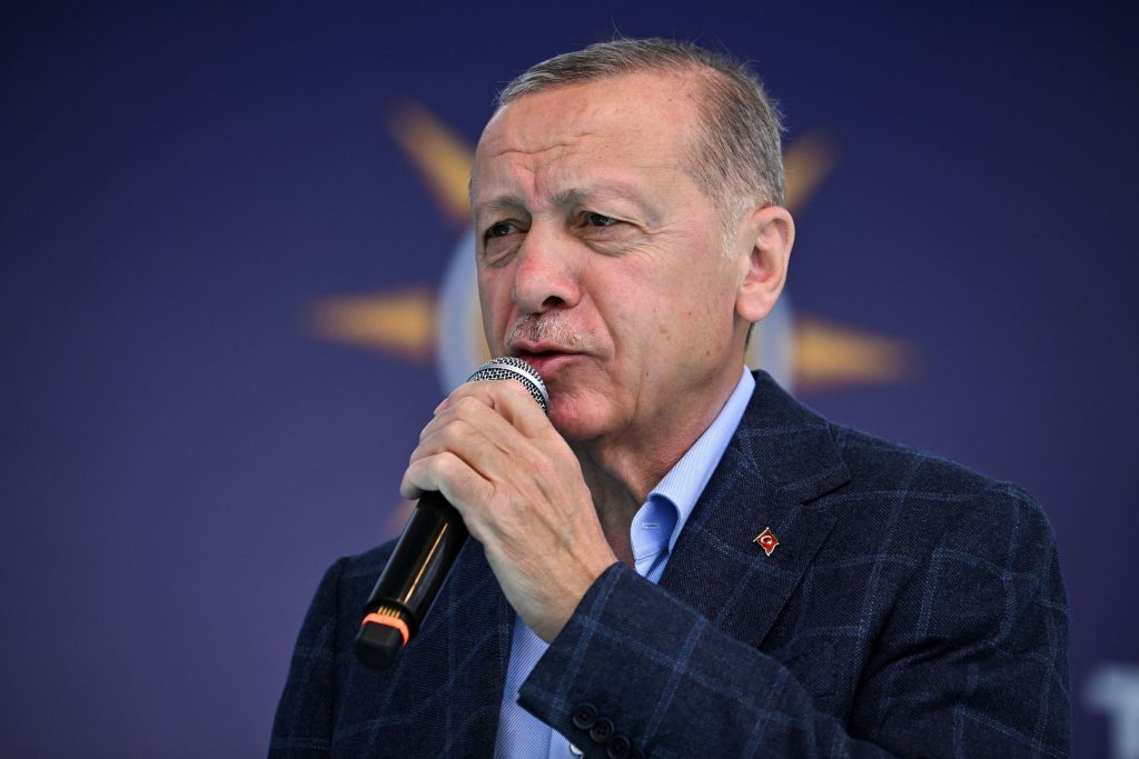 Εκλογές Τουρκία: «Θα θεωρήσουμε νόμιμο όποιο αποτέλεσμα προκύψει» λέει ο Ερντογάν