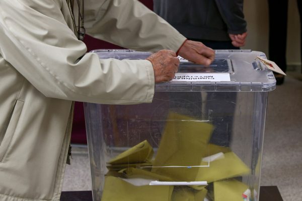 Εκλογές Τουρκία: Κιλιτσντάρογλου ή Ερντογάν; Τι ψήφισαν οι Τούρκοι στην Ελλάδα