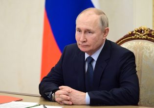 Βλαντίμιρ Πούτιν: Χάρισε στην Ορθόδοξη Εκκλησία της Ρωσίας τη διάσημη εικόνα του Αντρέι Ρουμπλιόφ, «Αγία Τριάδα»